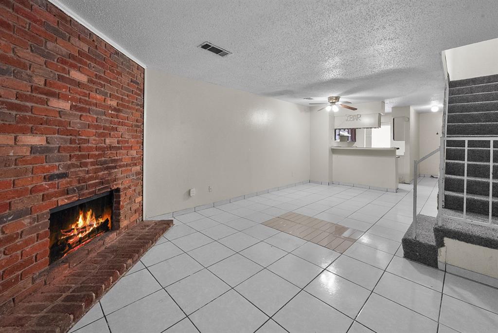 VILLAGE BY THE CREEK - Residential