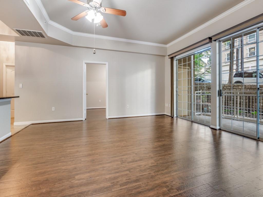 3225 Turtle Creek Boulevard 42