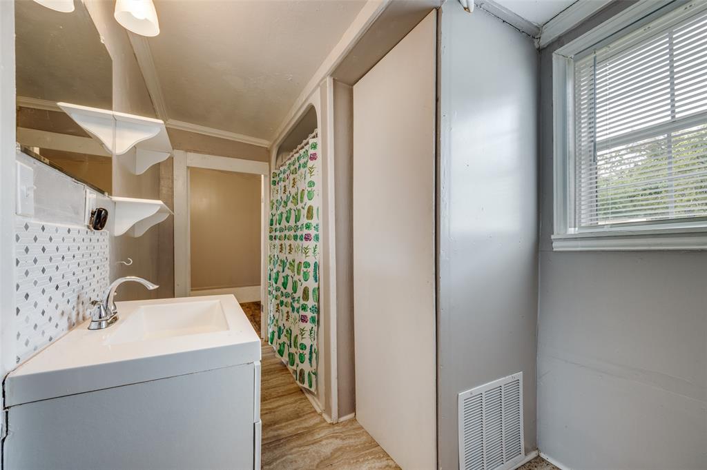 Rues Sub - Residential Lease