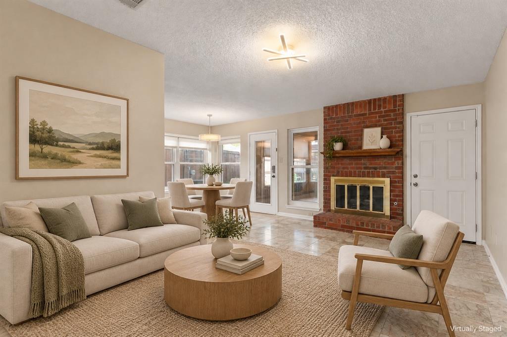 1109 Holly Drive