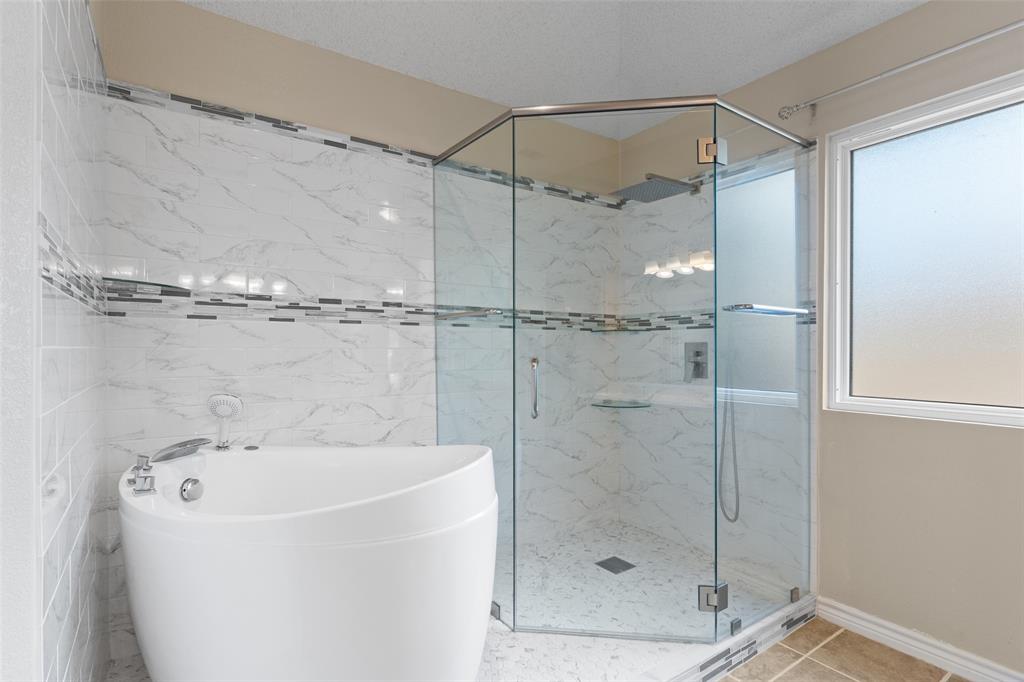 1109 Holly Drive
