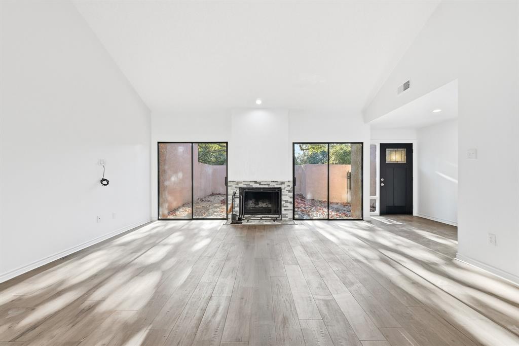 Oak Tree Village - Residential