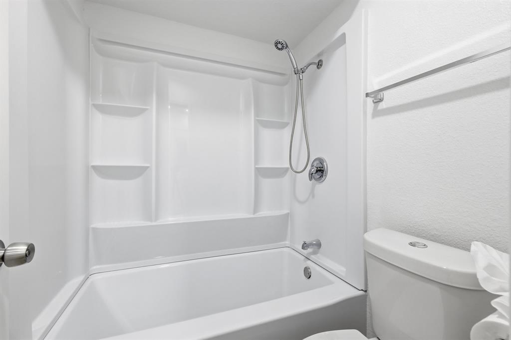 Oak Tree Village - Residential