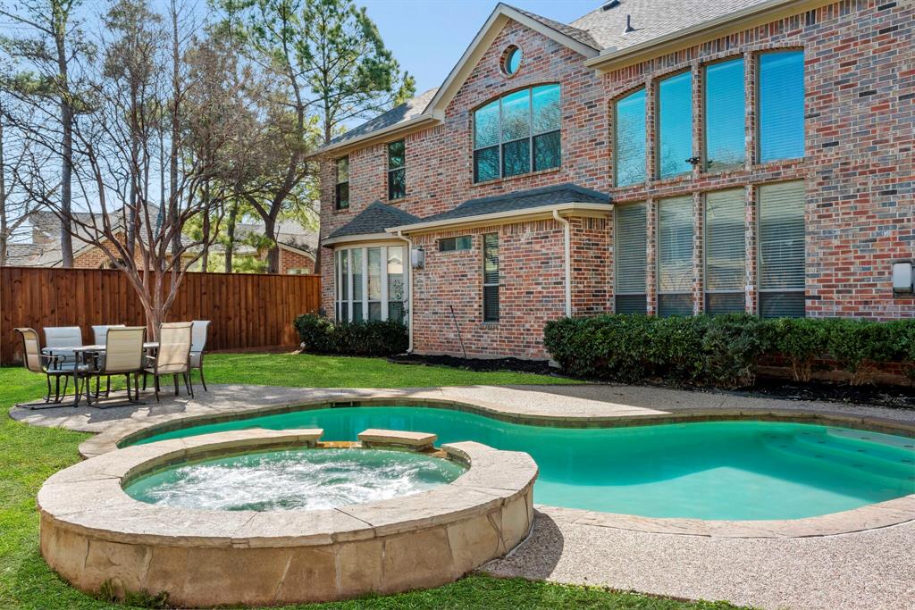 8102 Kings Court
