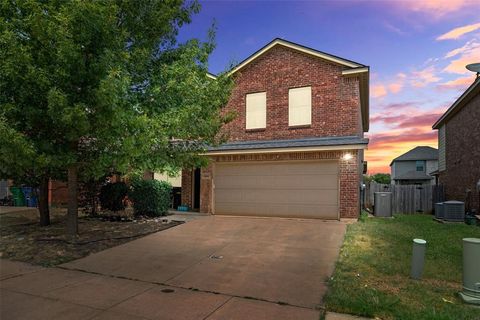 1204 Boxwood Drive Crowley TX 76036