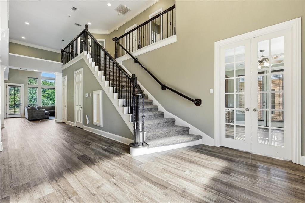 728 Castle Creek Drive