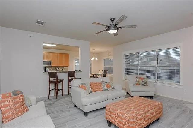 2713 Clubhouse Drive