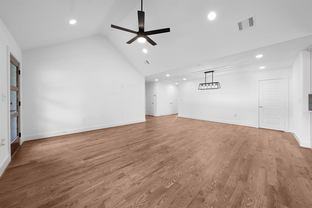 104 Mockingbird Street