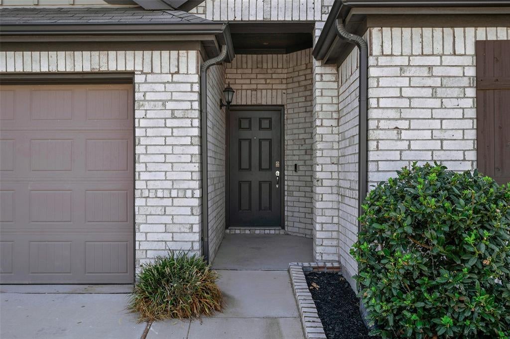 8740 Copper River Drive
