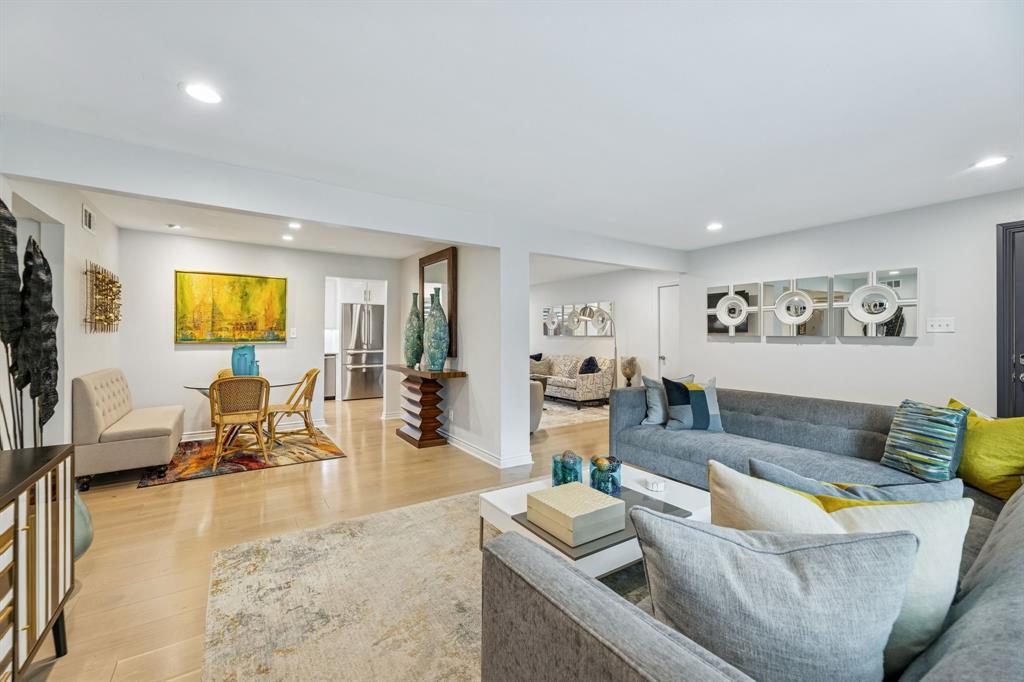 SANDHURST MANOR - Residential