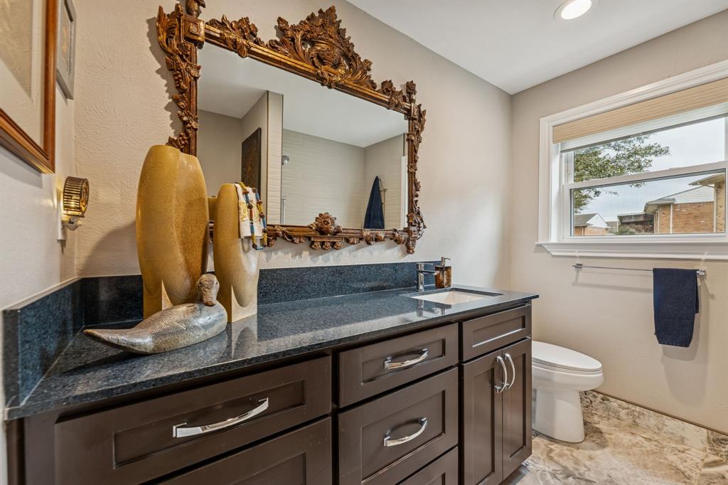 SANDHURST MANOR - Residential