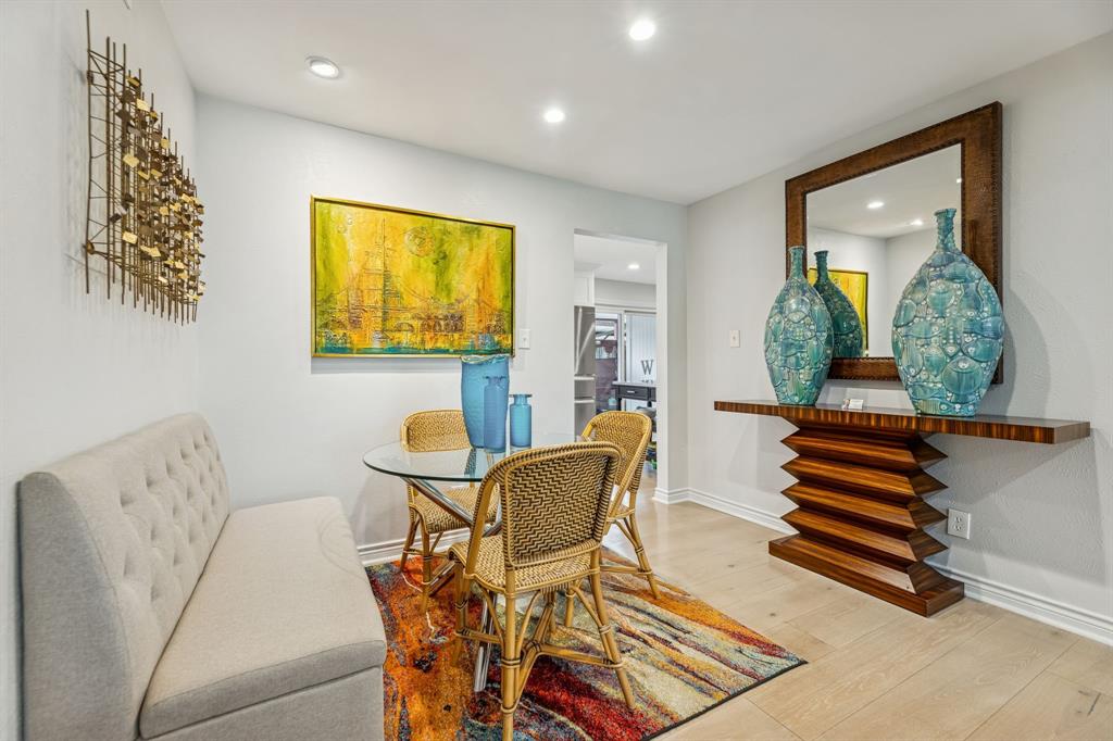 SANDHURST MANOR - Residential