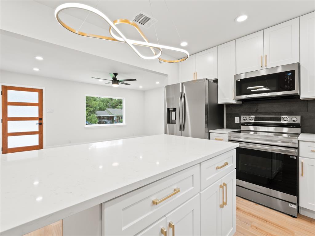 610 Dogwood Trail