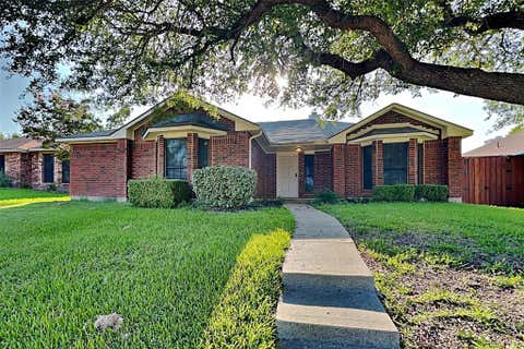 Photo of 6222 Sasaki Way, Garland, TX 75043 (MLS # 21341934)