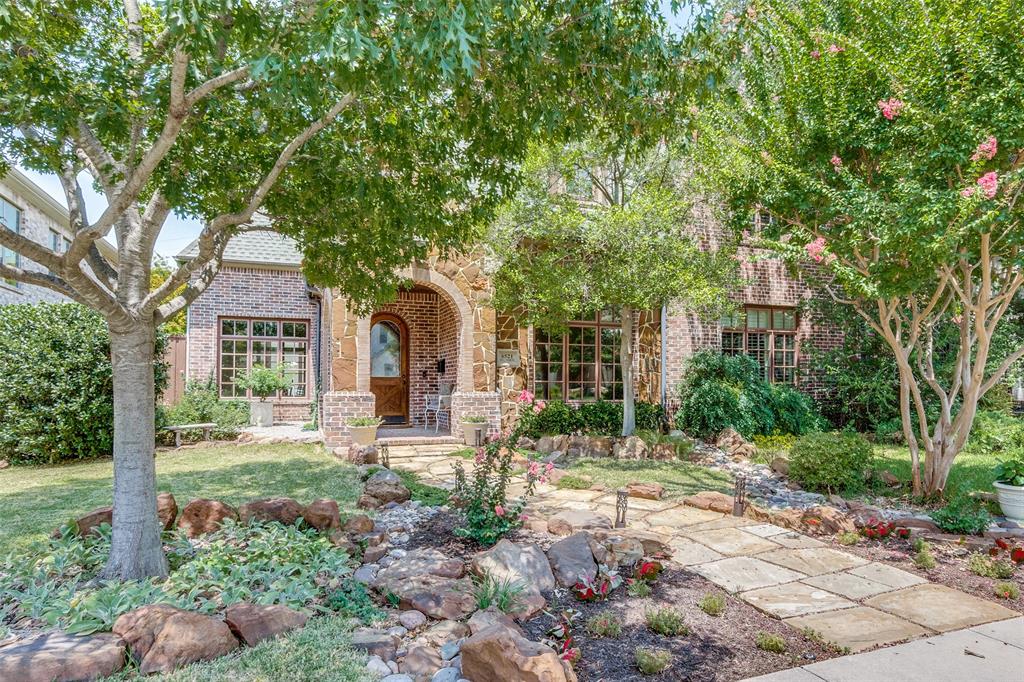 6521 Del Norte Lane
