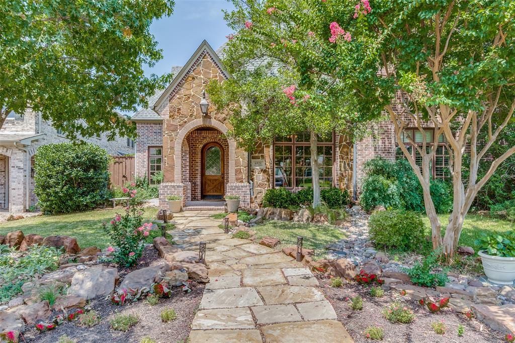 6521 Del Norte Lane
