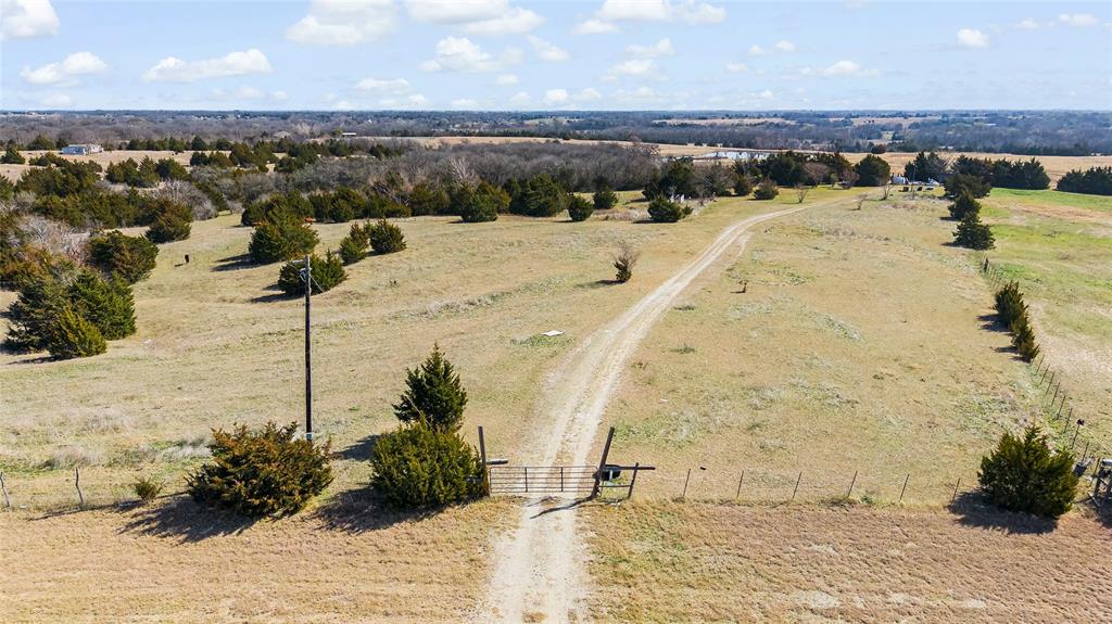 (A0555) MOORE, LONSON - Land