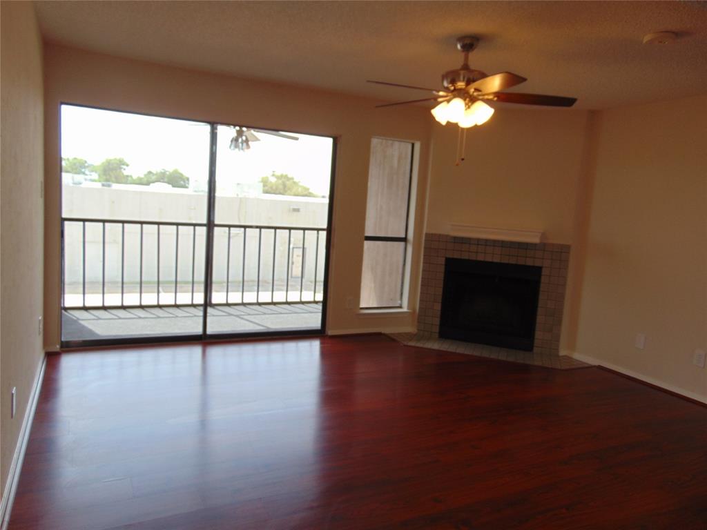 Cambridge Condo Ph 01 03 - Residential