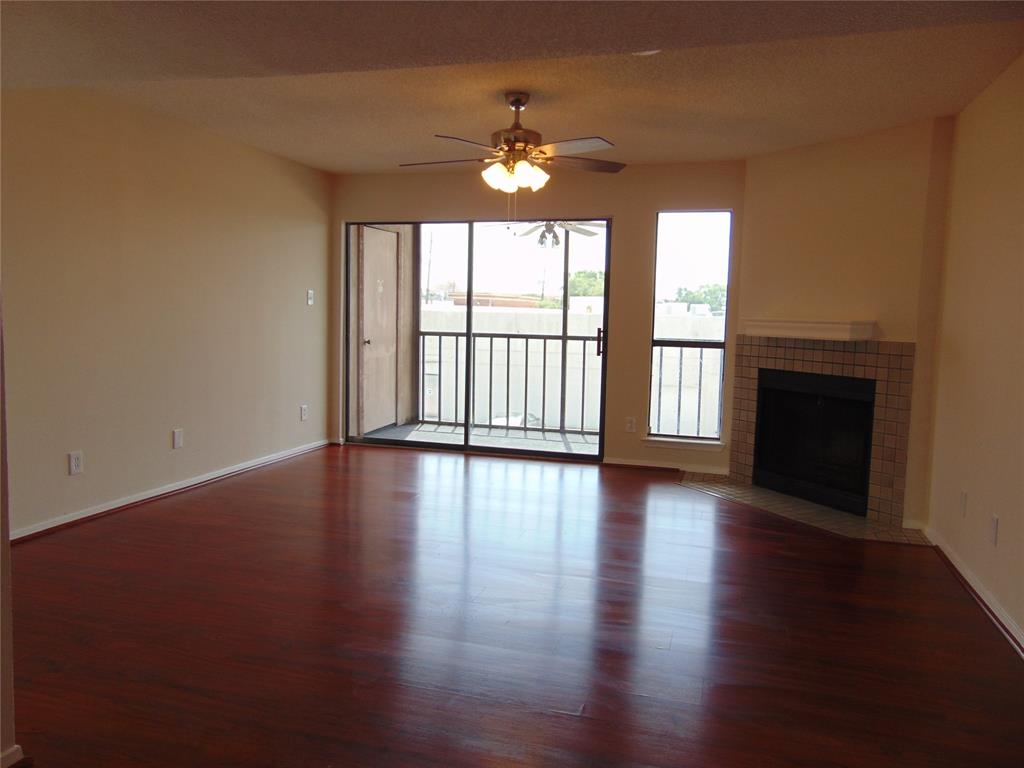 Cambridge Condo Ph 01 03 - Residential