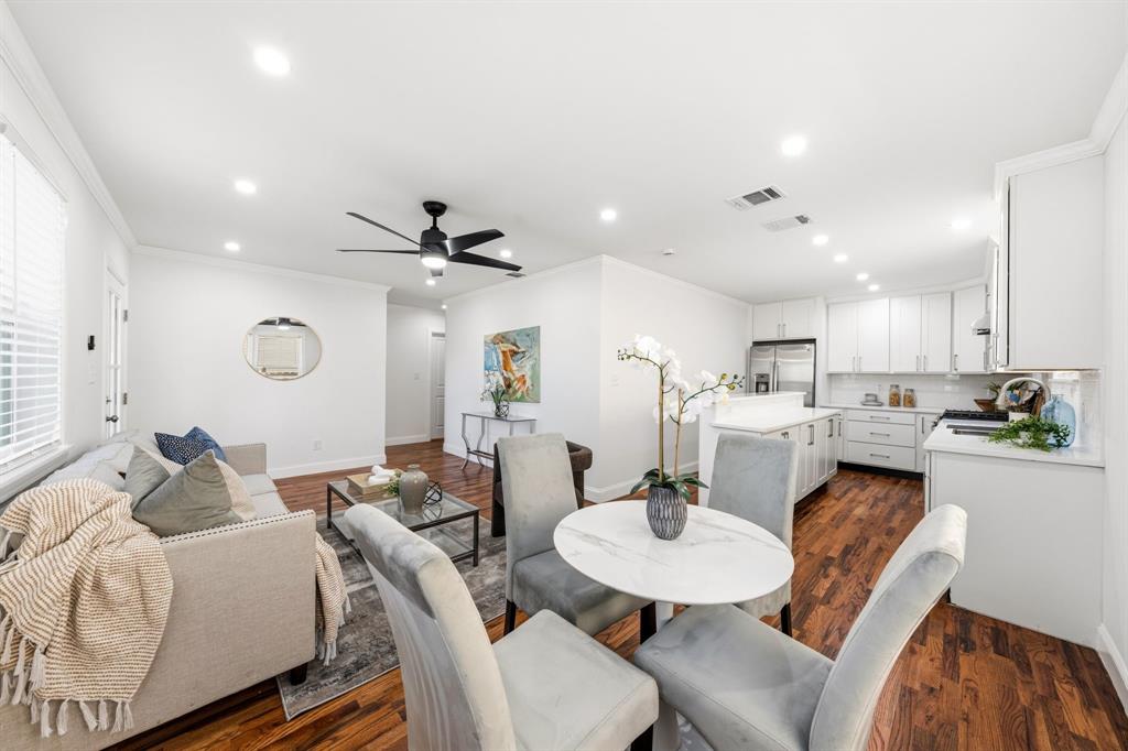 827 Westmount Avenue