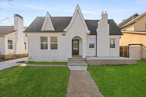 827 Westmount Avenue Dallas TX 75211