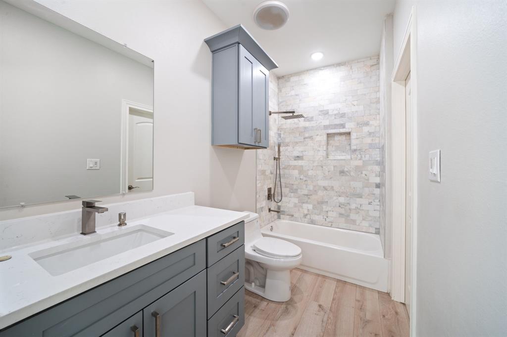 Praise Mountain - Residential