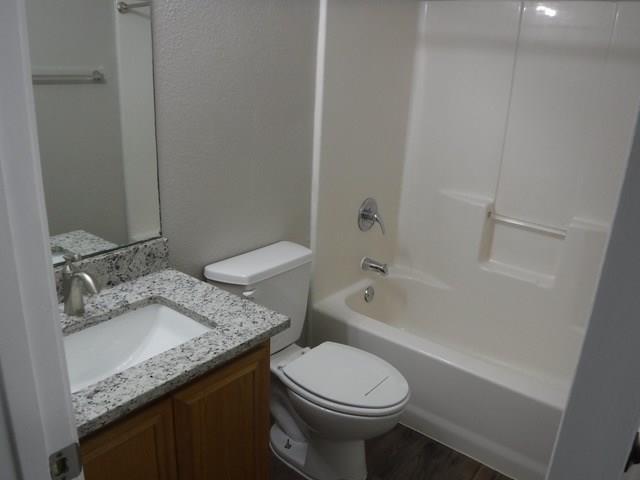 Orig Town Of Greenville - Residential Lease