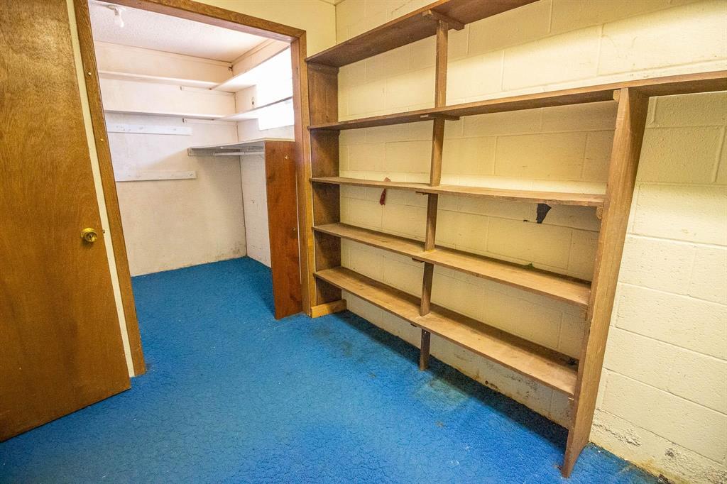 G Martinez - Commercial Sale