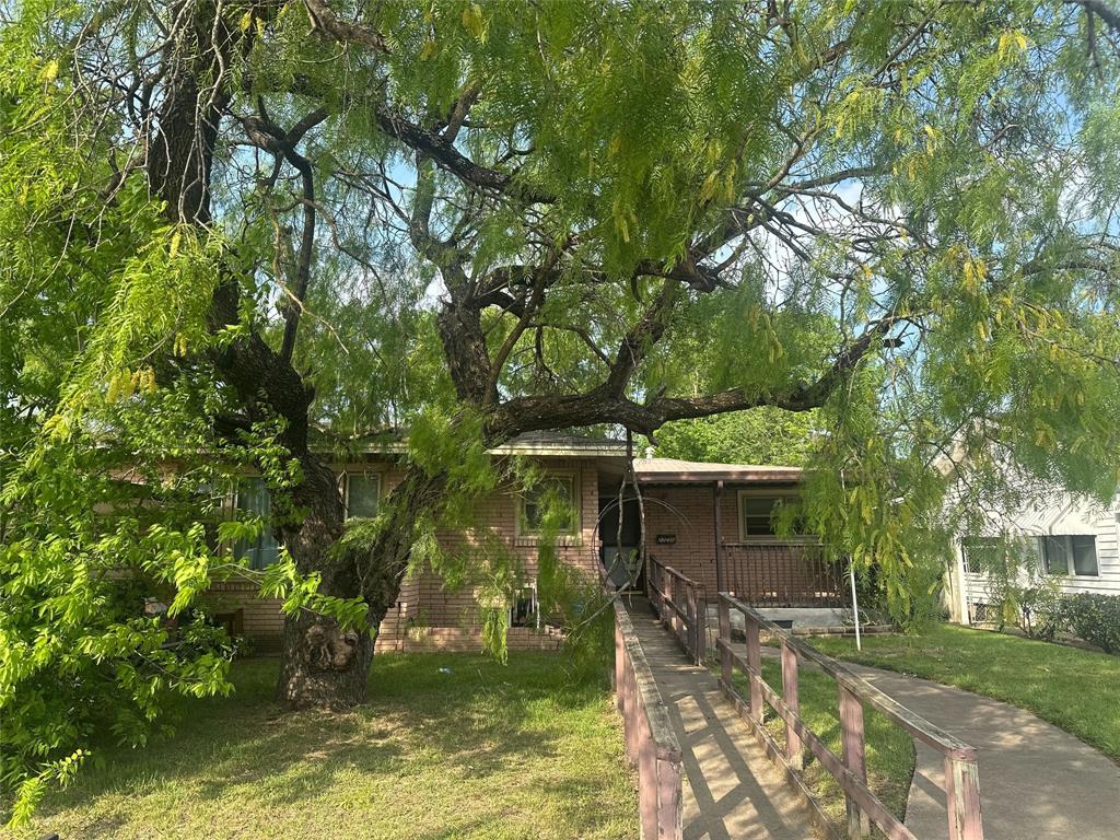 2220 Joey Drive