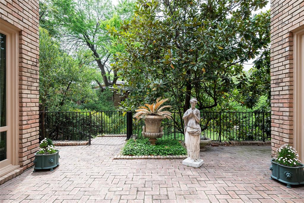 Munger Square Rev - Residential