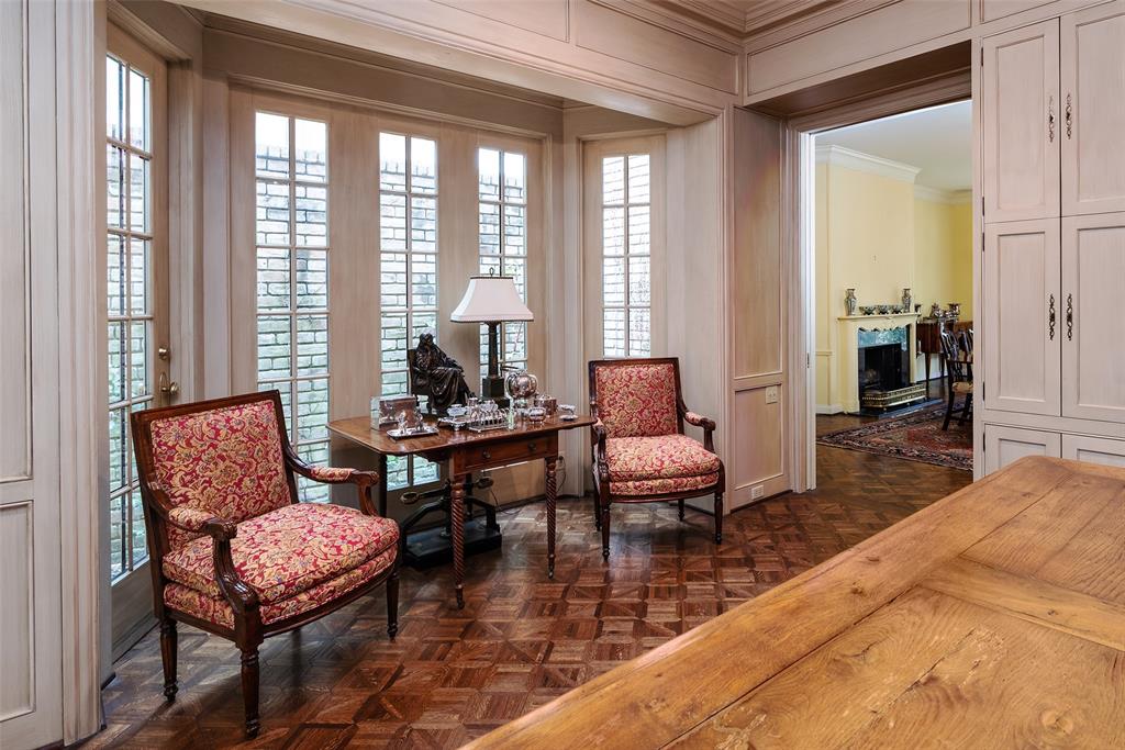 Munger Square Rev - Residential