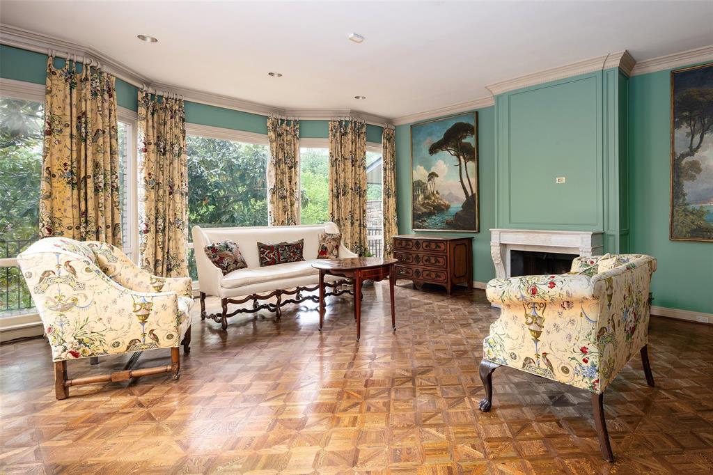 Munger Square Rev - Residential