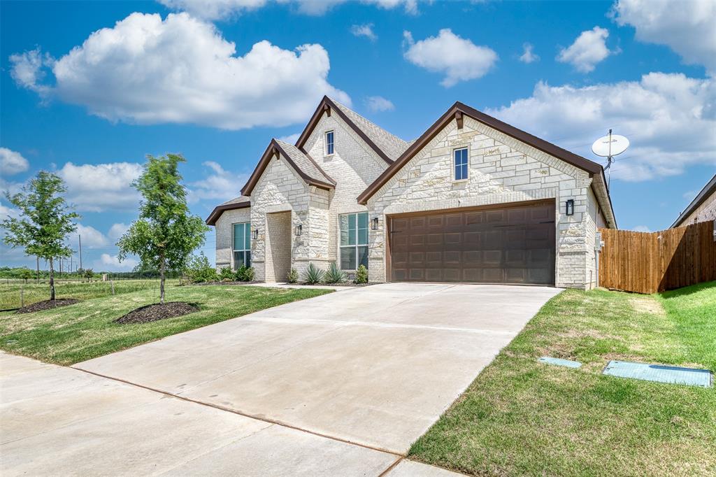 3841 Eagles Bluff Road