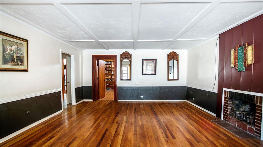 902 W main