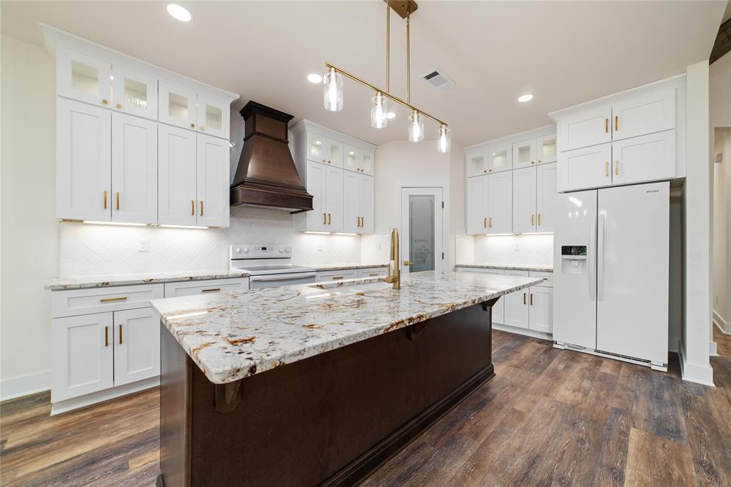 Kings Point Cove - Residential