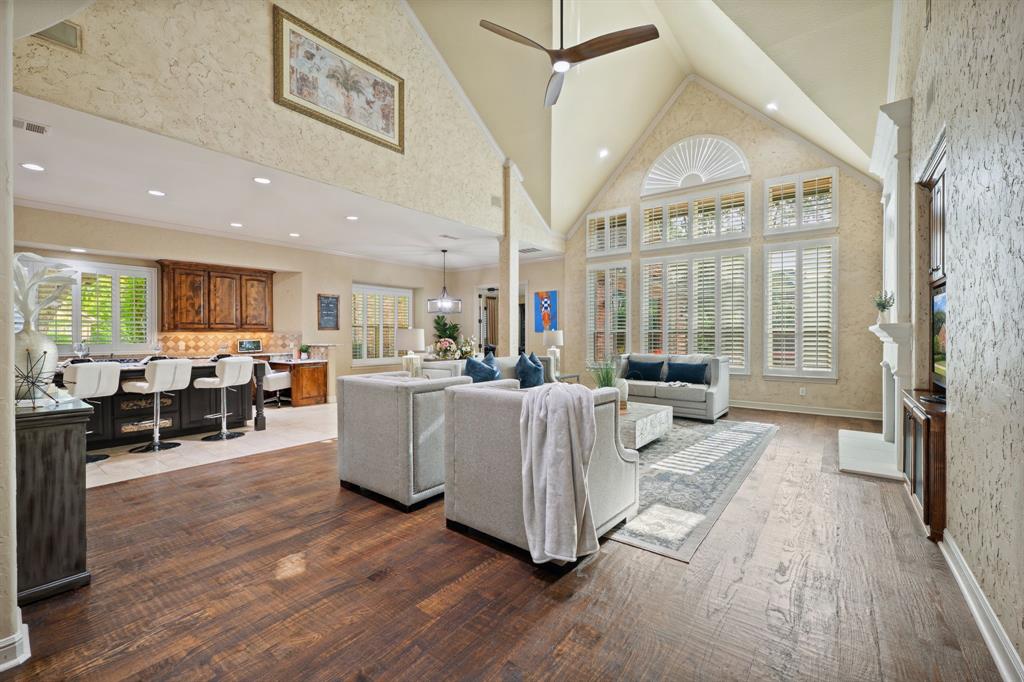 400 Indian Paintbrush Way