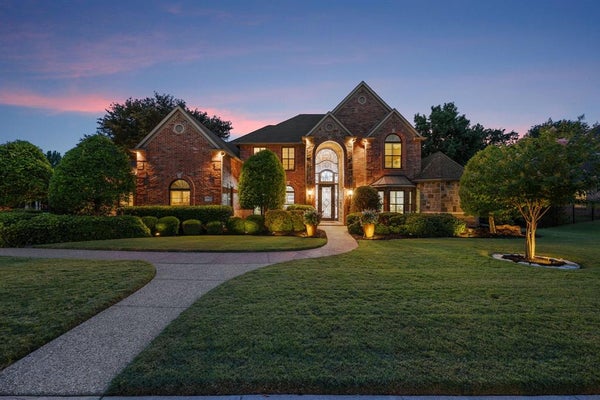 400 INDIAN PAINTBRUSH WAY, SOUTHLAKE, TX 76092 - Image c6667214742df2fc201c03f3f33b8d0e/3951211871