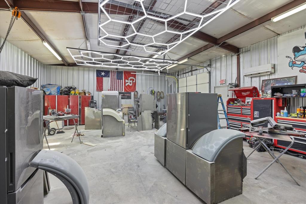 Lane Plumbing Bldg - Commercial Sale