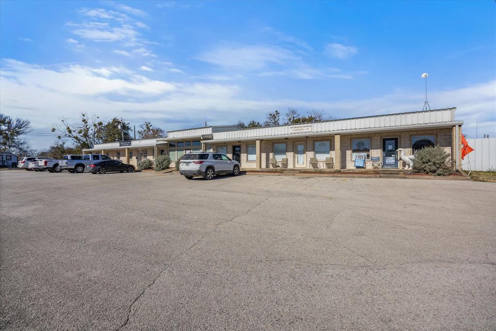 Lane Plumbing Bldg - Commercial Sale