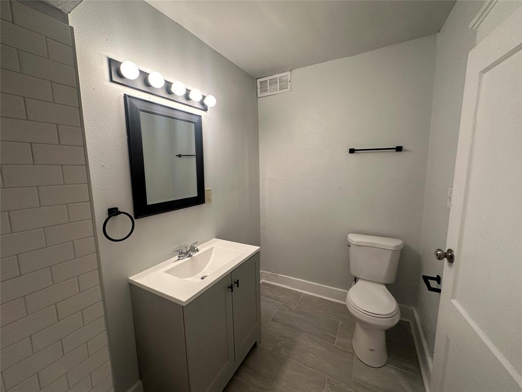 W D Kynerds Sub - Residential Lease