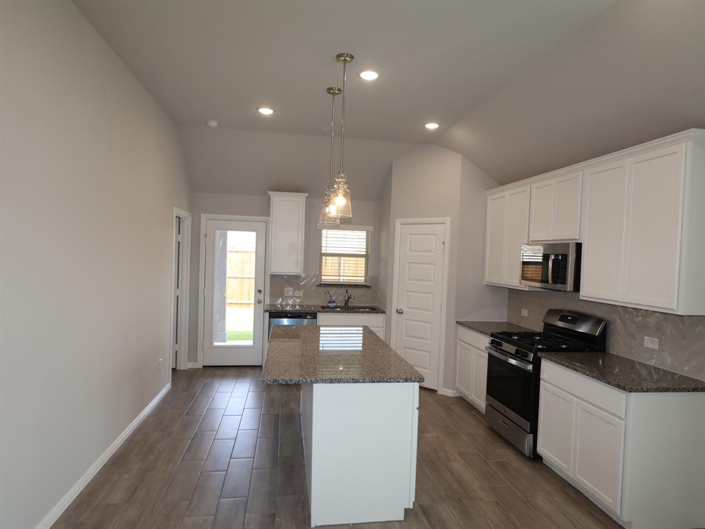 7512 Spicebush Drive