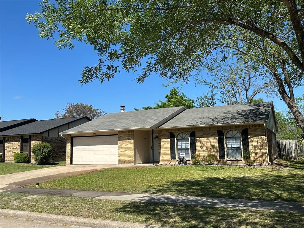 Photo of 504 Woodcrest Way, Forney, TX 75126 (MLS # 21238460)