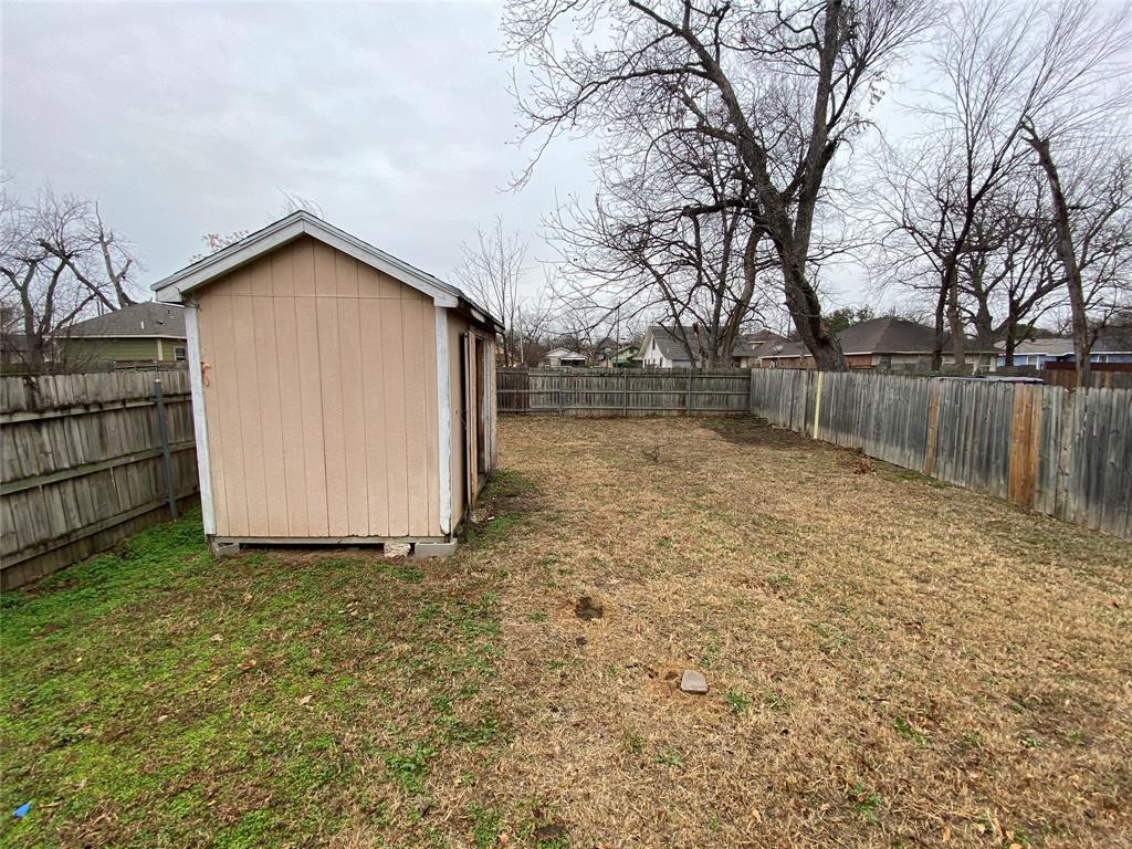 D L Dickerman - Residential