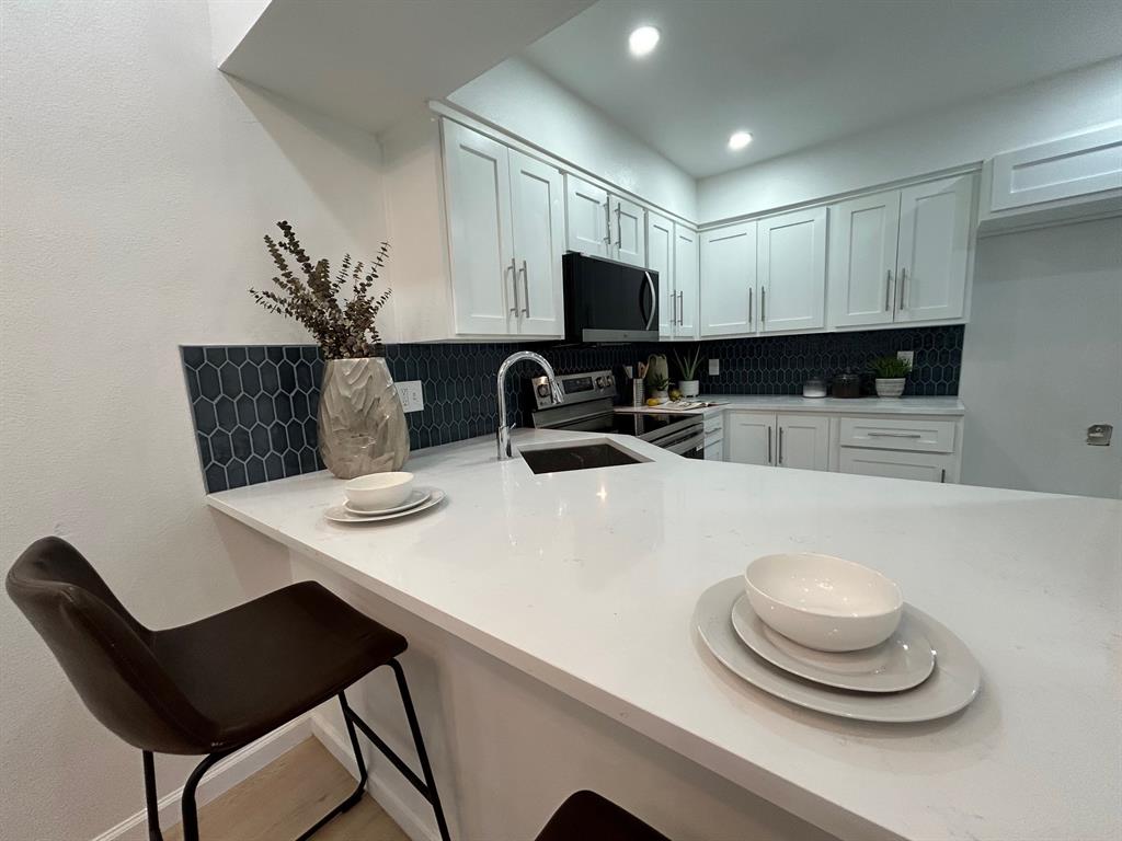 Parkwood Creek Condos - Residential