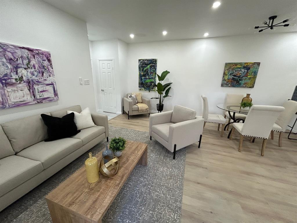 Parkwood Creek Condos - Residential