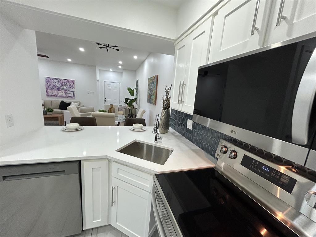 Parkwood Creek Condos - Residential