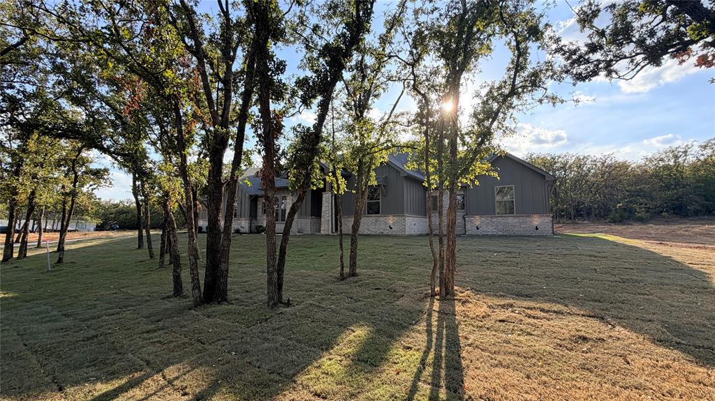 Photo of 729 County Road 3355, Paradise, TX 76073 (MLS # 21391323)
