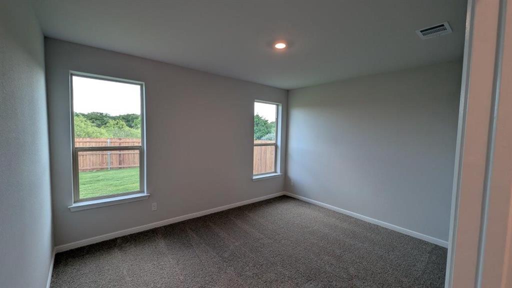 512 LANKFORD FARMS Drive