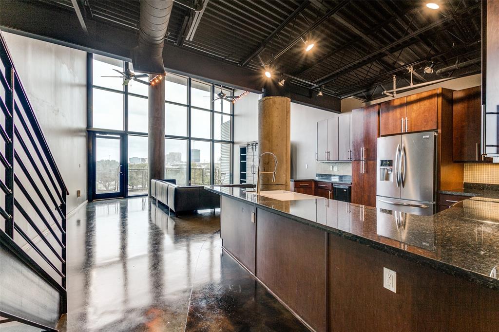 3110 Thomas Avenue 517