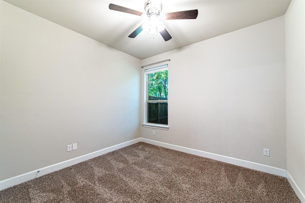 North Richland Hills, Texas 76180, United States, 3 Bedrooms Bedrooms, ,2 BathroomsBathrooms,Residential,Pending,40431